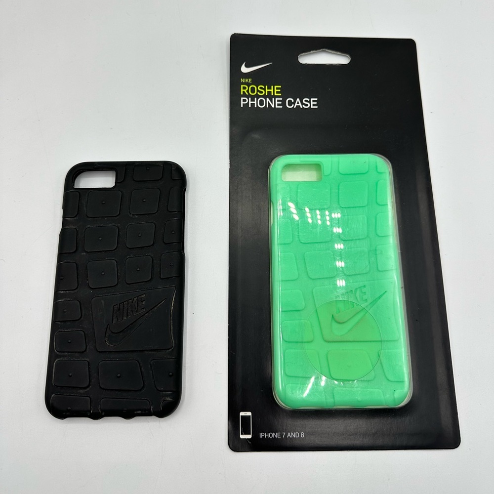 BUNDLE Nike Roshe iPhone 7/8 Case /Black teal